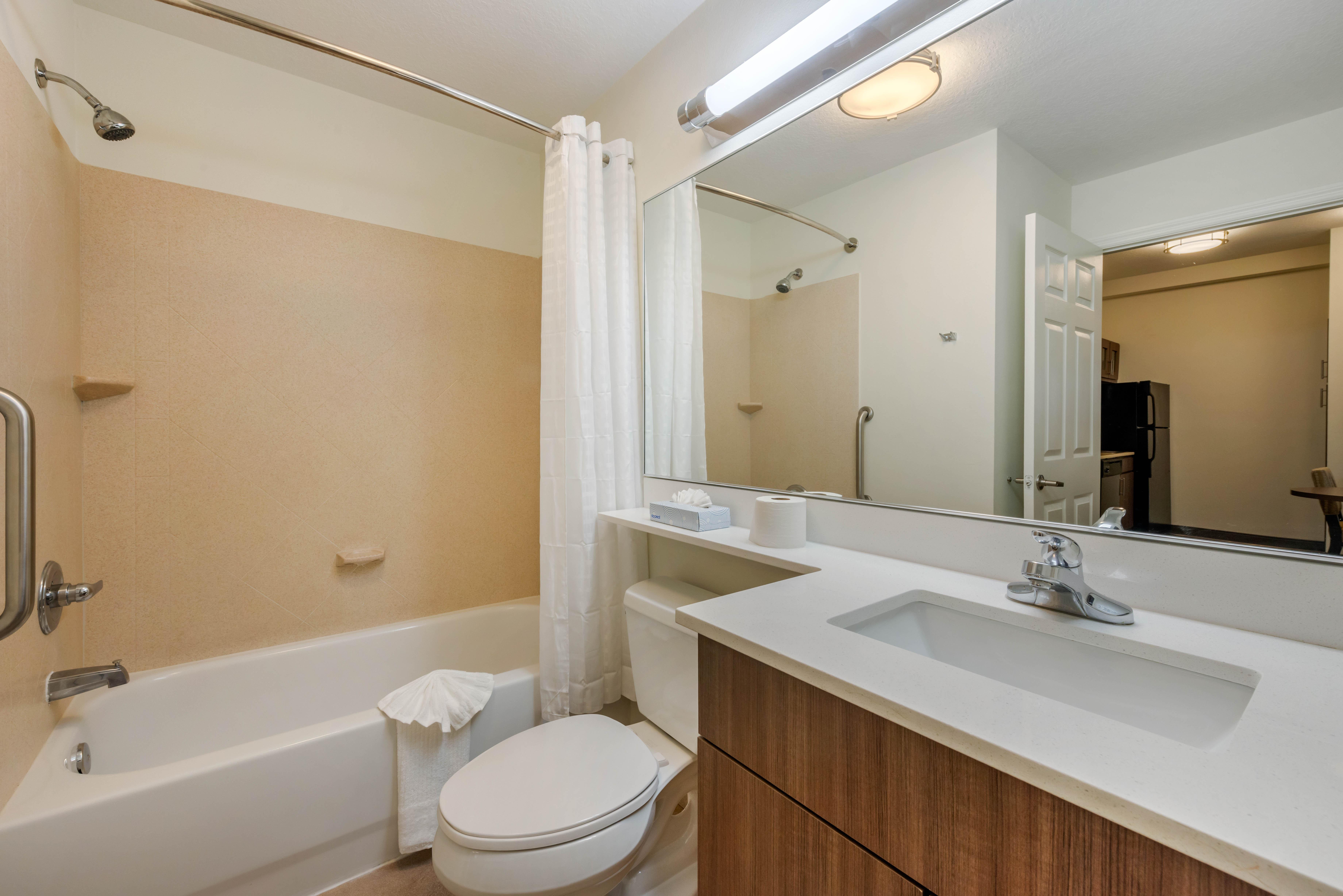 Candlewood Suites Fort Myers/Sanibel Gateway By Ihg Exterior photo