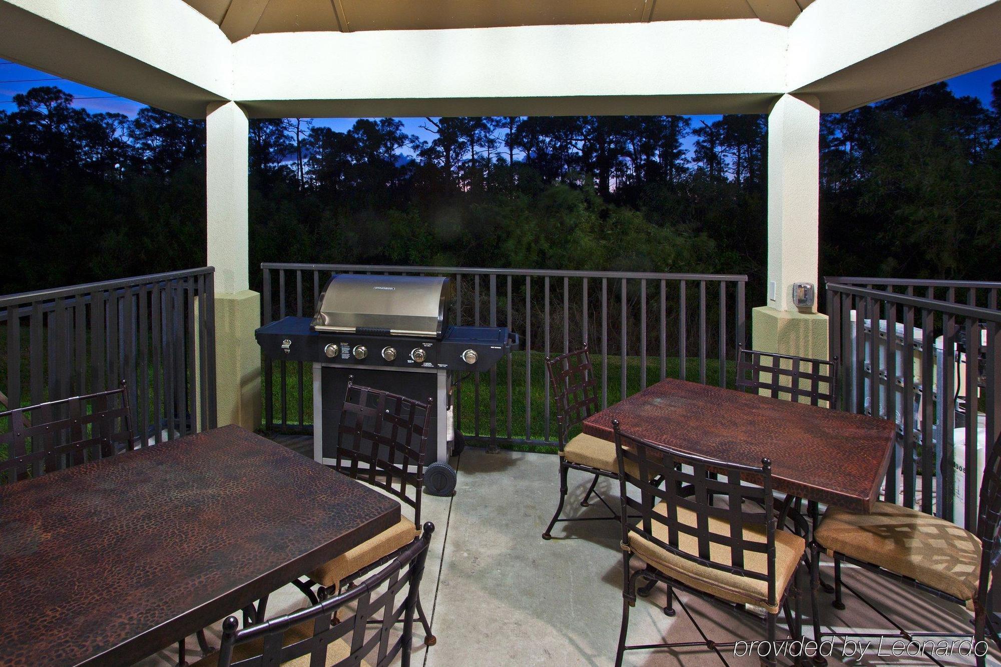 Candlewood Suites Fort Myers/Sanibel Gateway By Ihg Restaurant photo