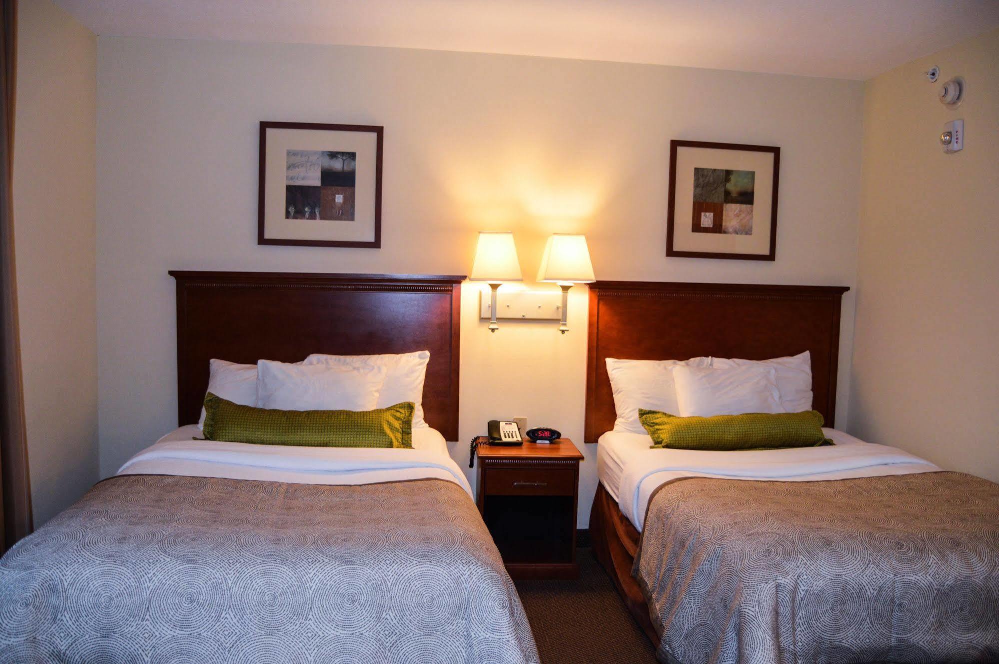 Candlewood Suites Fort Myers/Sanibel Gateway By Ihg Exterior photo